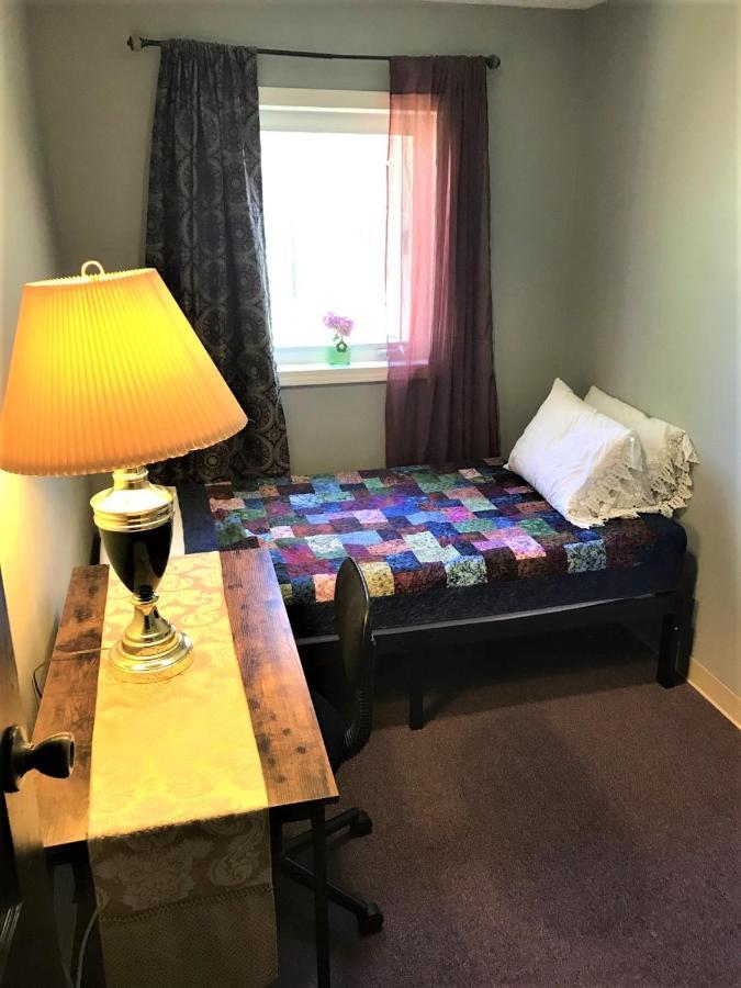 Billie'S Backpackers Hostel Fairbanks Extérieur photo