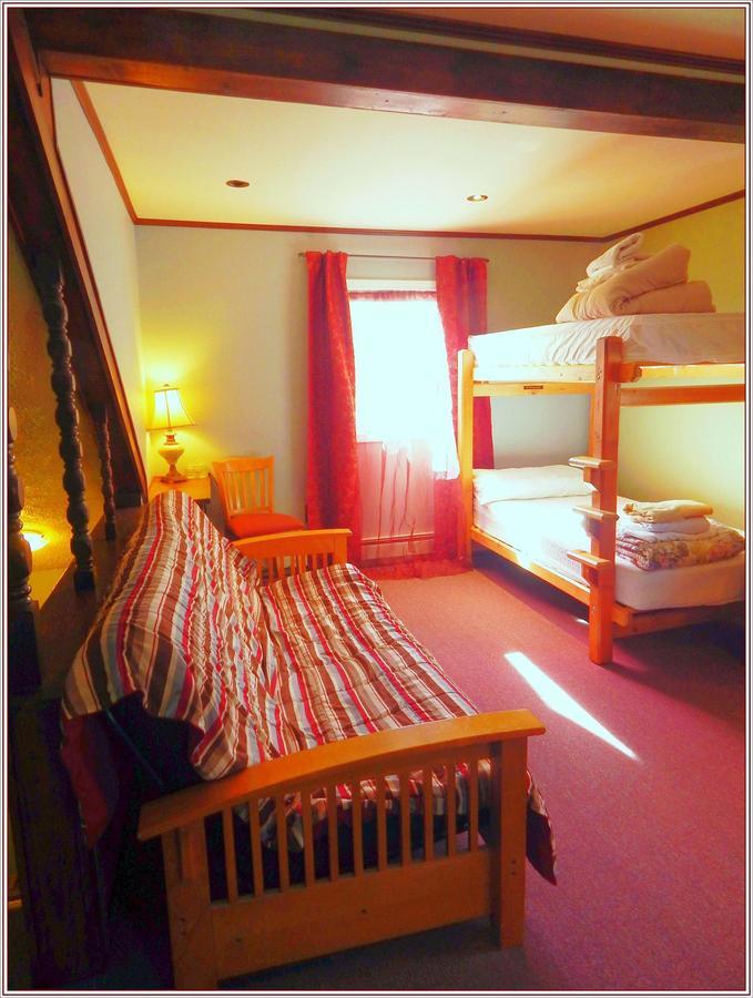 Billie'S Backpackers Hostel Fairbanks Extérieur photo